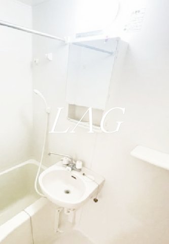 洗面設備　洗面台です。
