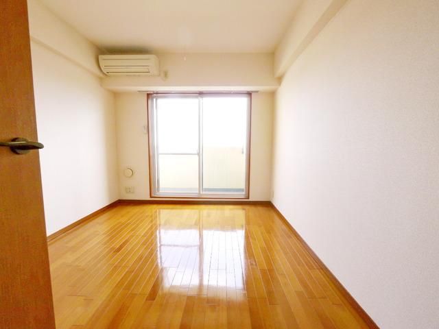 その他部屋・スペース　床材フローリング