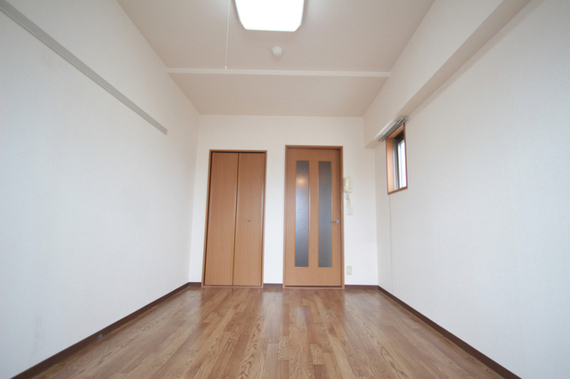 クレアール市川の居間写真