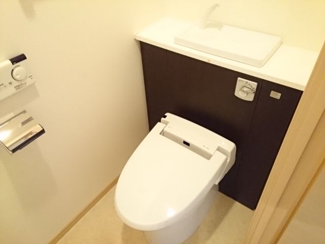 ルミエール野里のトイレ写真
