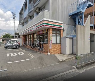 コンビニ　セブンイレブン南吹田3丁目店（コンビニ）まで442m