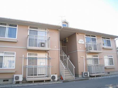 ＪＲ白新線 新発田駅 バス乗車時間：15分 最寄りバス停で下車 徒歩12分 築33年