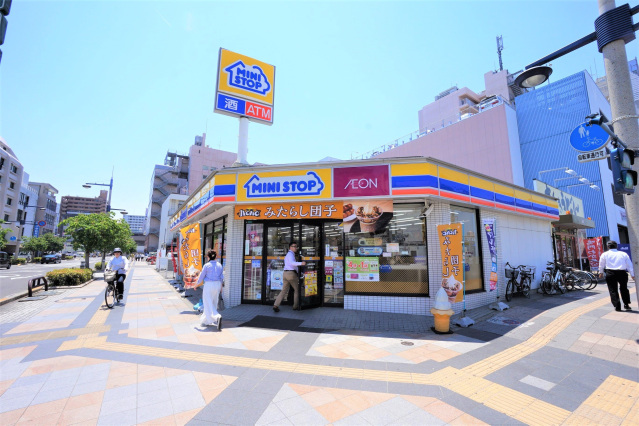 コンビニ　ミニストップ高松駅前店（コンビニ）まで661m