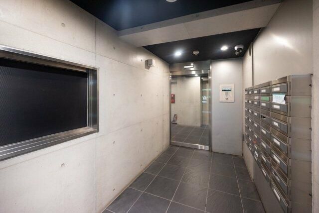 ＪＲ総武線 両国駅 徒歩9分 8階建 築19年の外観写真