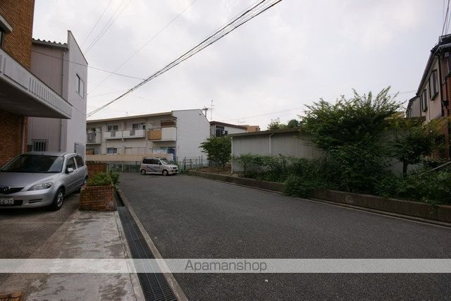 その他　前面道路（その他）まで0m