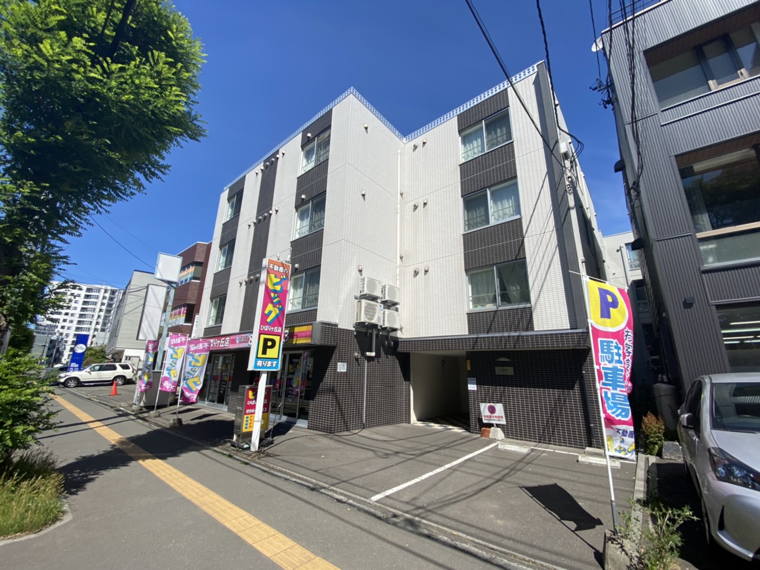 建物外観　東西線「ひばりヶ丘」駅より徒歩１分の好立地物件です♪