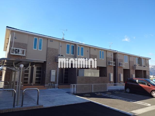 建物外観　手前がＨ棟です。