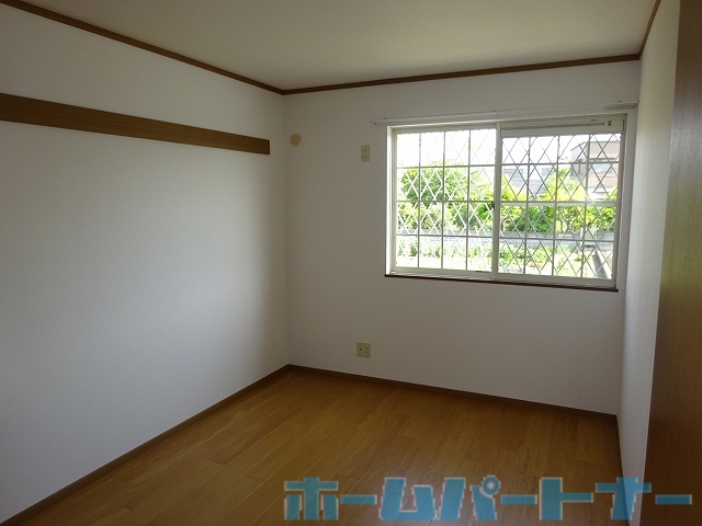その他部屋・スペース　寝室に使える洋室です♪収納もあって便利です！