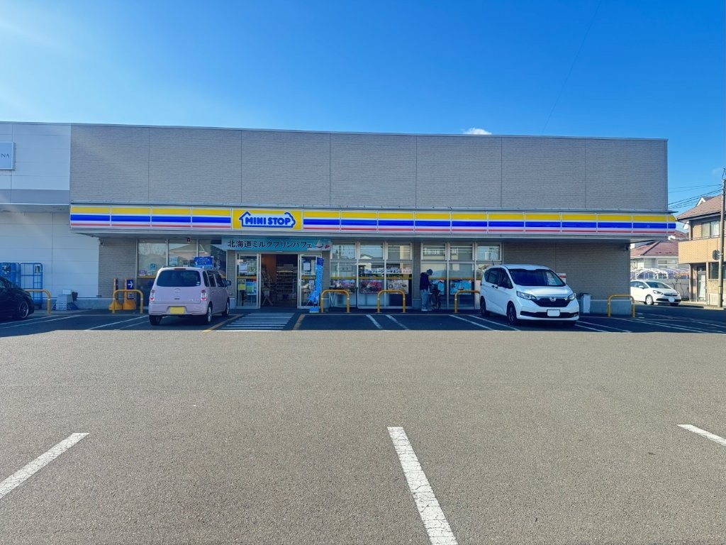 コンビニ　ミニストップ宮城船岡中央店（コンビニ）まで816m