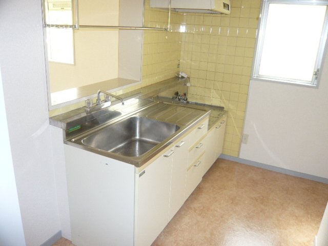 キッチン　別の部屋の写真です