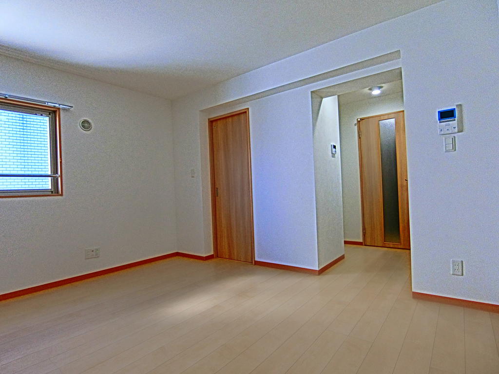 クロオリベの居間写真