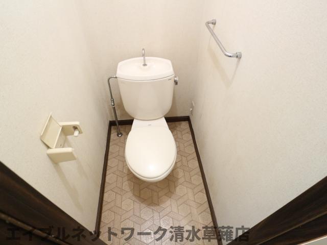 トイレ　清潔感のあるトイレです