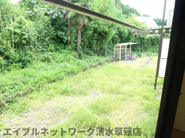 庭　お庭の付いた物件です