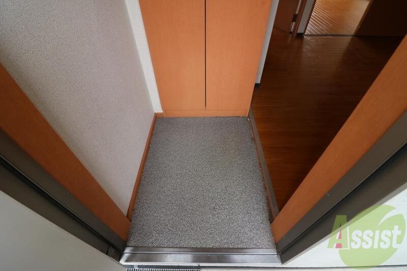 玄関　シューズボックス付きの玄関です。