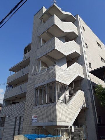 名古屋市中村区野上町のマンションの建物外観