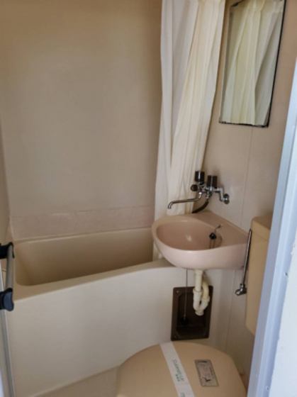 バス・シャワールーム　他号室のお写真です