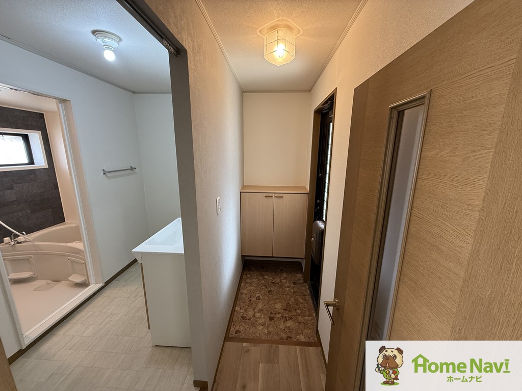 玄関　シューズボックス付