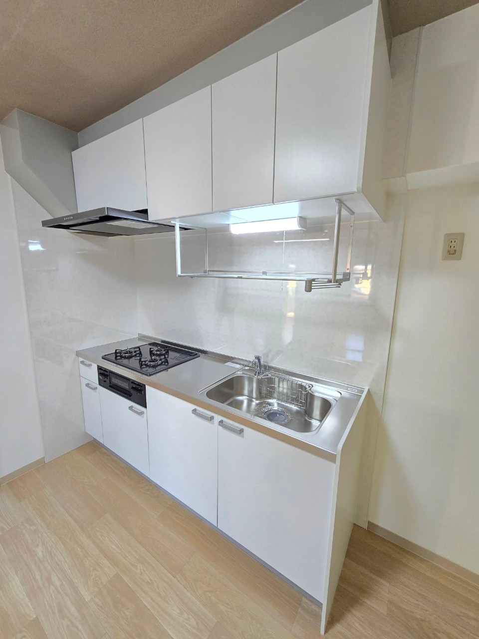 キッチン　＊同物件、別部屋になります。