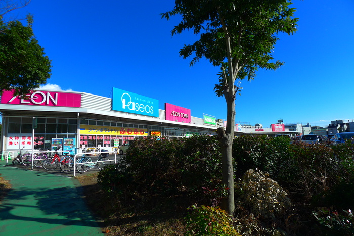 ショッピングセンター　イオンタウン蕨（ショッピングセンター）まで450m