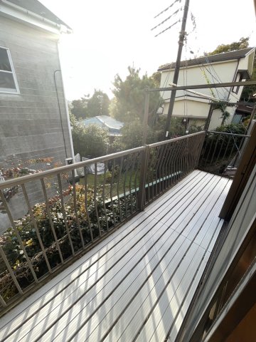 バルコニー　洗濯物を干すことのできるバルコニーがございます！