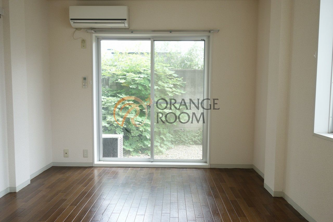 居室・リビング　アービス白山