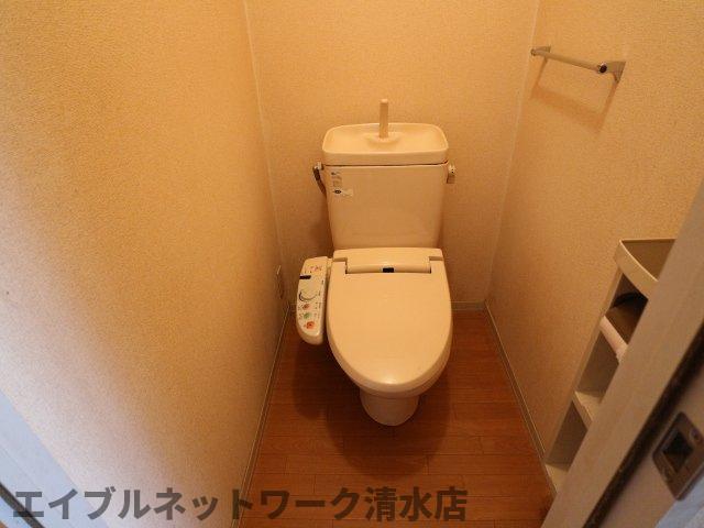 【静岡市清水区渋川のアパートの洗面設備】