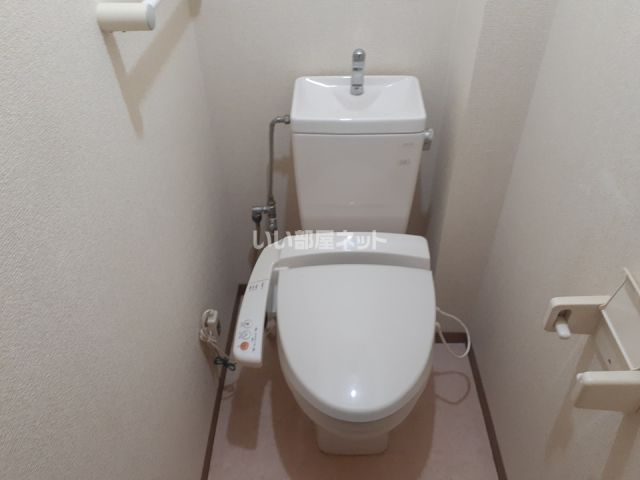 【ファーネス水巻　A棟のトイレ】
