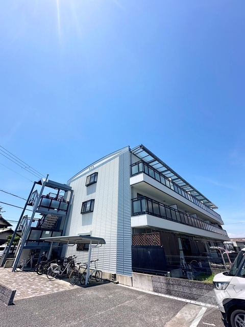 シャンテ小倉の建物外観