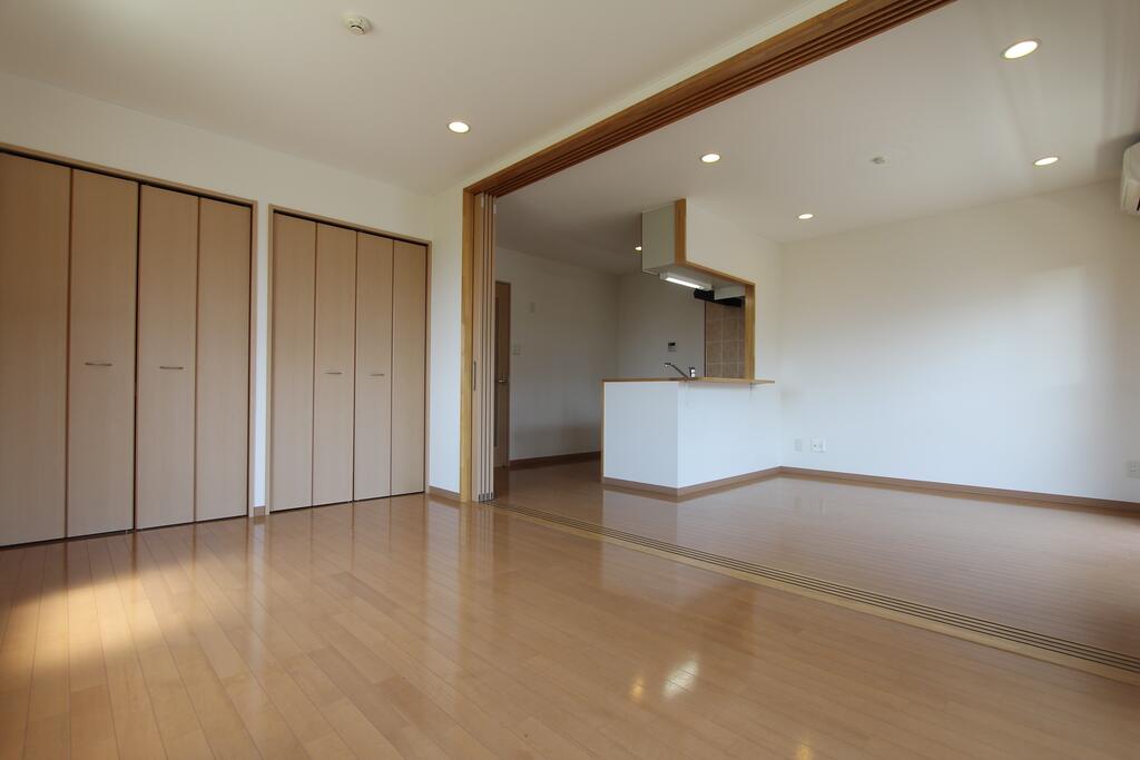 居室・リビング　※別部屋参考画像です
