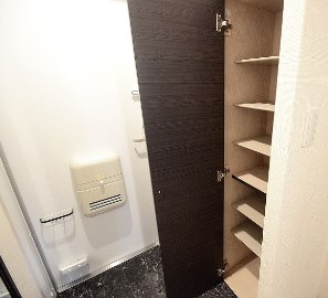 玄関　写真は同型イメージです。