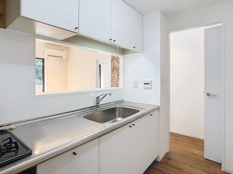 キッチン　3口コンロのシステムキッチンです！