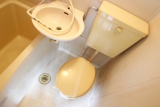 トイレ　※別の部屋の写真です。