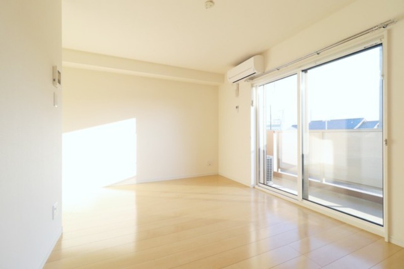 居室・リビング　図面と現状に相違がある場合には現状を優先