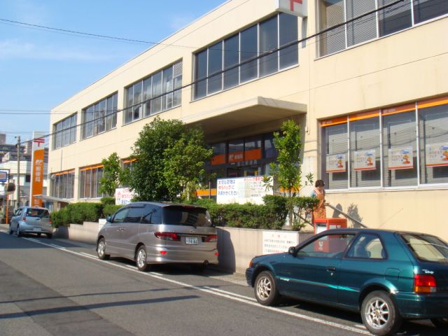 郵便局　蟹江郵便局（郵便局）まで300m