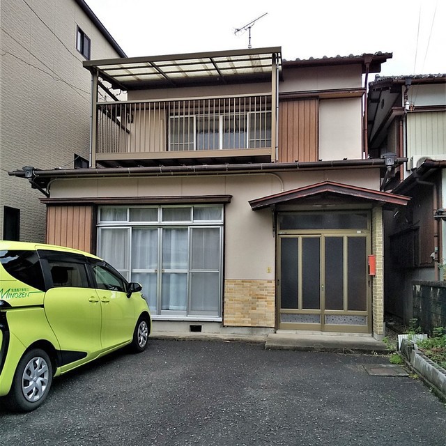 酒井貸家の建物外観