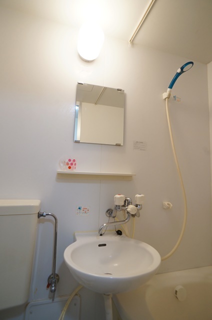洗面設備　※写真は同タイプのお部屋です※