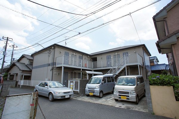 セントラルヒル三山の建物外観