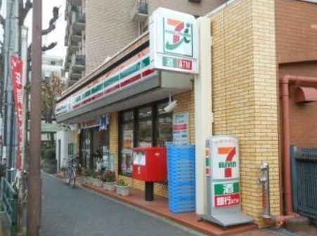 【世田谷区若林のマンションのコンビニ】