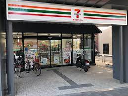 コンビニ　セブンイレブン ハートインJR梅小路京都西駅前店（コンビニ）まで166m
