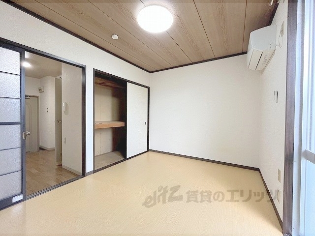 居室・リビング　洋室