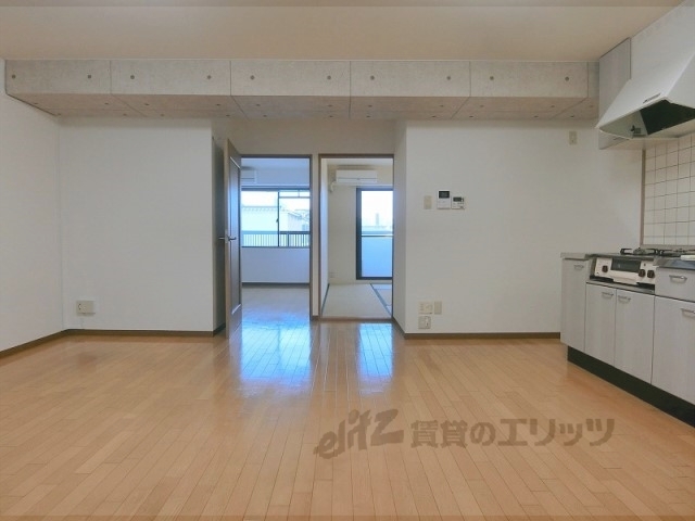 居室・リビング　洋室