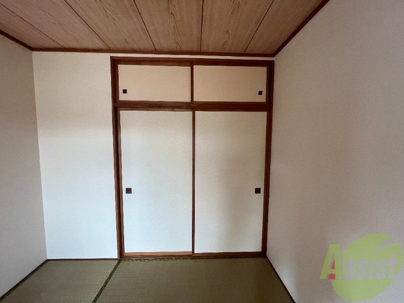 収納　収納スペースです。お洋服やお荷物はこちらへ。