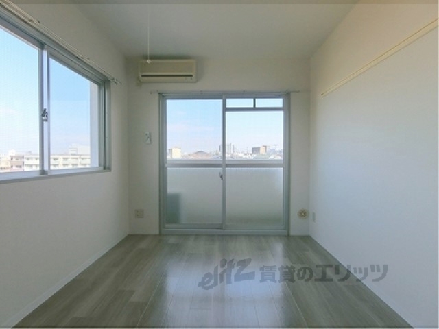 居室・リビング　洋室