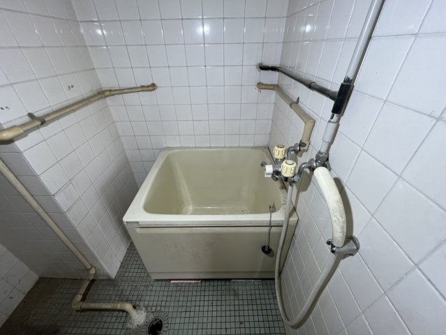 バス・シャワールーム　グランディーズ呼続