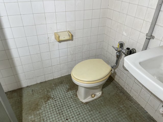 トイレ　グランディーズ呼続