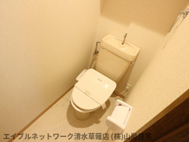 トイレ　コンパクトで使いやすいトイレです