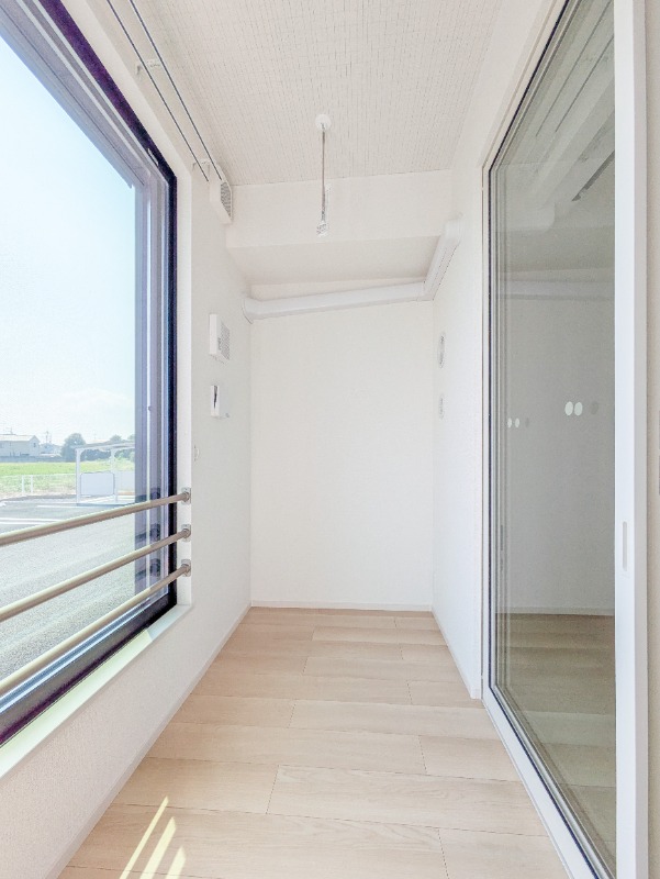 バルコニー　図面と現状に相違がある場合には現状を優先