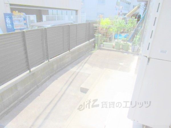 バルコニー　ベランダ