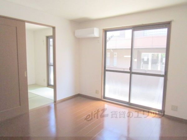 居室・リビング　リビング