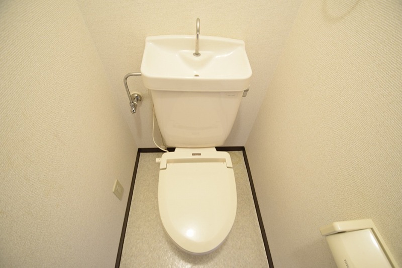 トイレ　別部屋参考写真